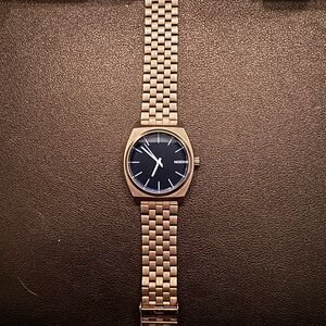 Nixon The Time Teller Minimal Black Stainless Steel Watch | 100M Water Resistant